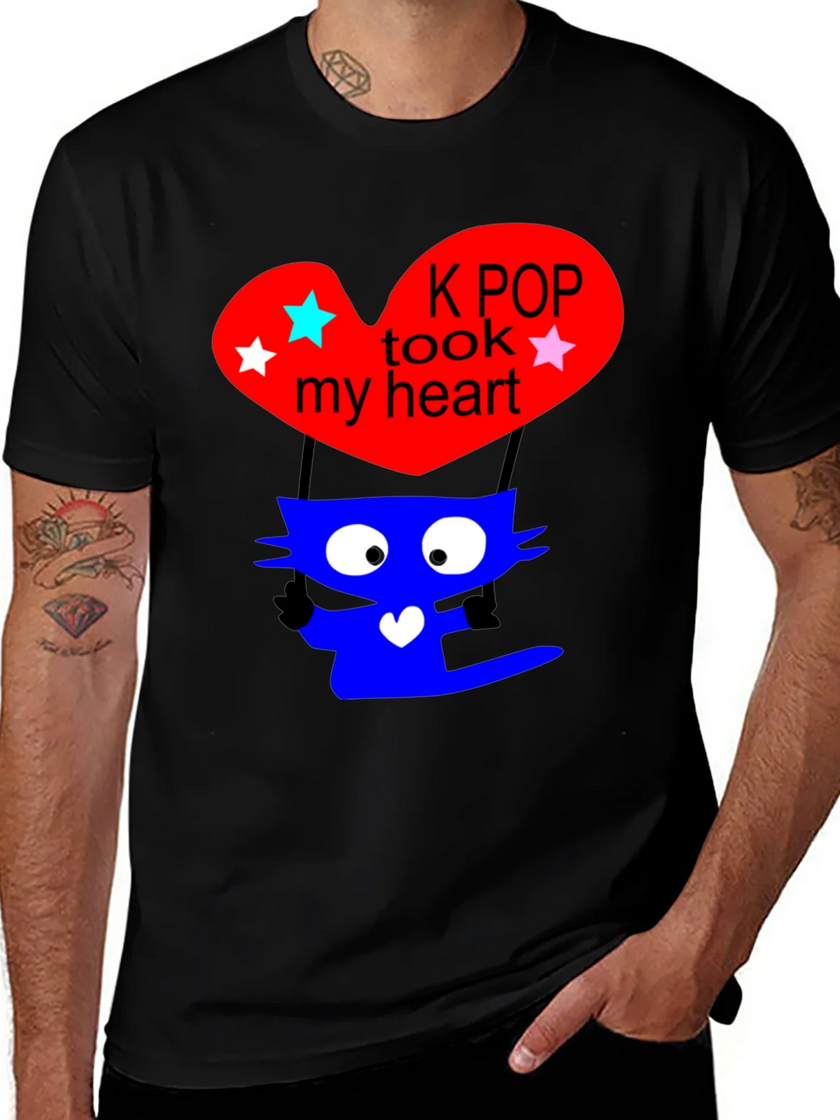 K-Pop Cat Heart Graphic Tee - Trendy Black T-Shirt product image 1